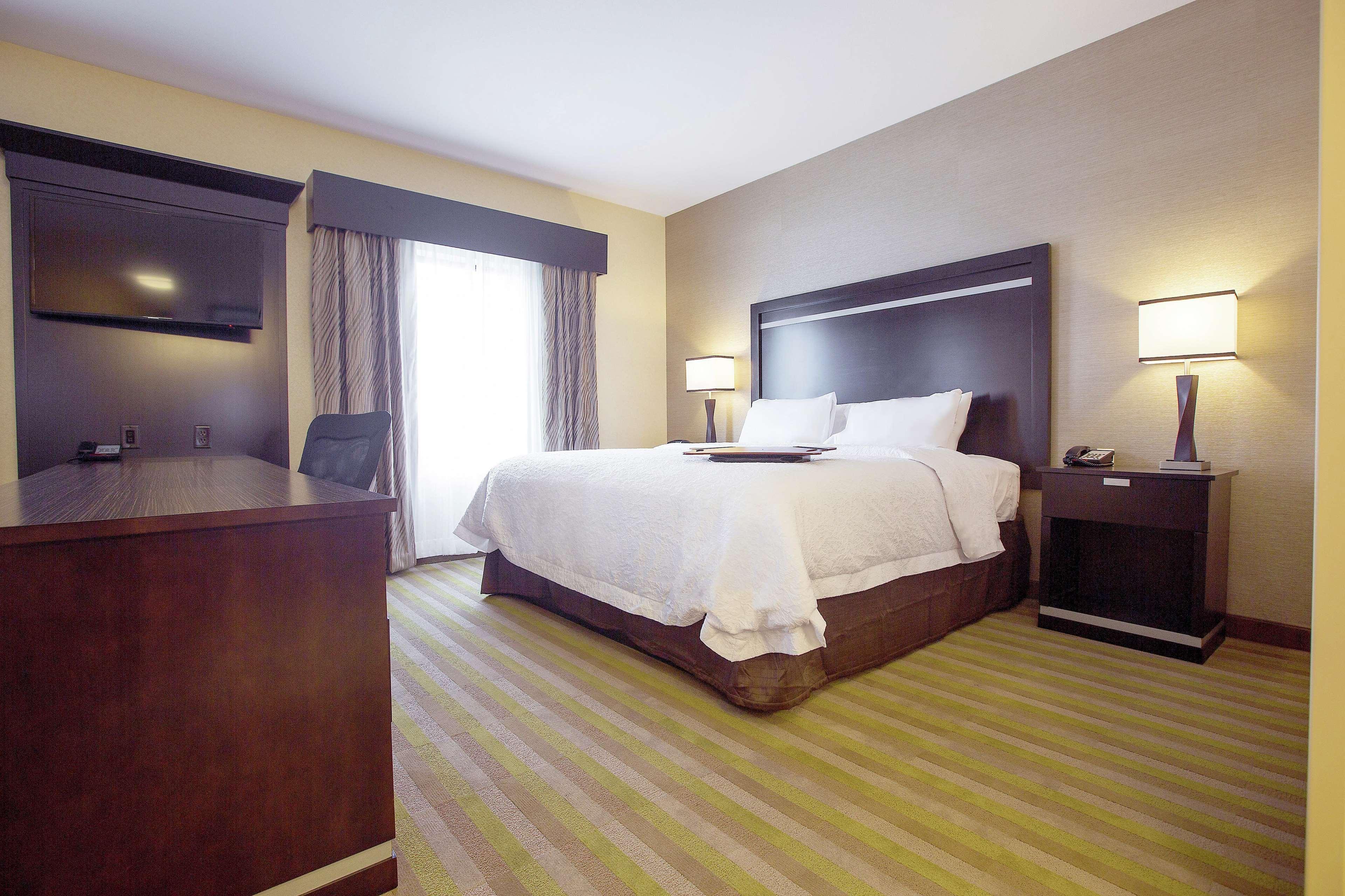Hampton Inn & Suites Toledo/Westgate Екстериор снимка